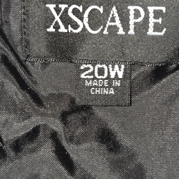 Xscape Metallic Slit Evening Dress - Picture 7 of 8